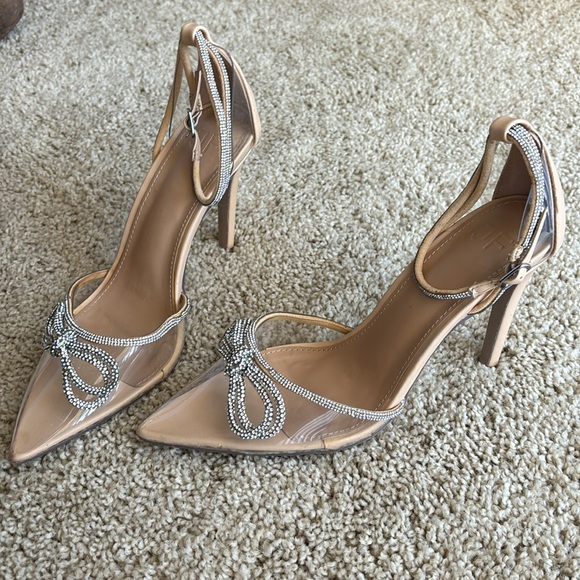 Rhinestone bow stilettos - Picture 1 of 6